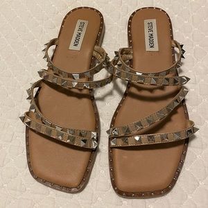 Steve Madden Skylar Studded Tan Sandal